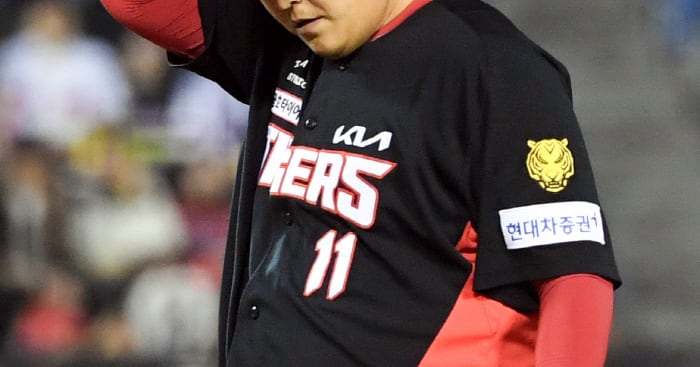 '8연승 → 4연패' 흔들리는 KIA 불펜, 악순환이 부른 결과…이범호 감독이 꼬집은 '연승 후유증' "필승조 지쳐있다" [수원포커스]