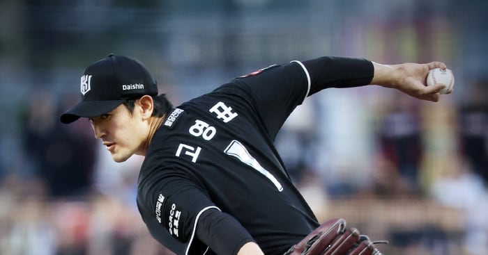 "12K 봤지?" 우리가 아는 그 '국대 에이스'의 귀환…사령탑의 냉정한 시선 "요즘 같은때 살아남으려면…" [광주포커스]