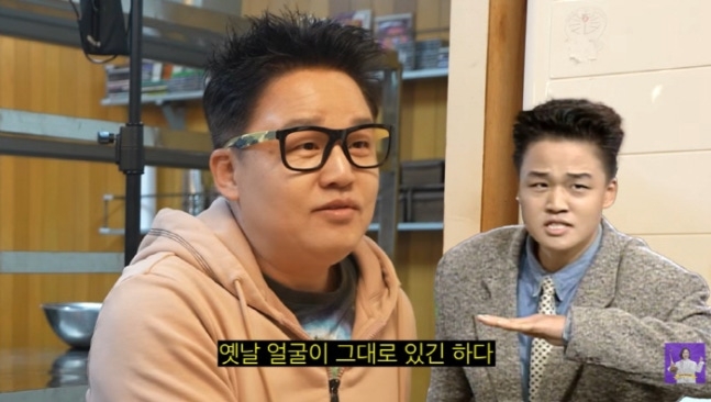 13년 만에 공개된 공기탁 근황, 도박 논란 개그맨이 프로 포커 플레이어로?