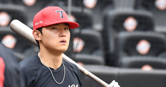 '다리 불편' KIA 김도영, 6일만에 3루 복귀 → "혹시 모르니까" 부상 우려에 '촉각'…오스틴과 정상결전 [광주포커스]
