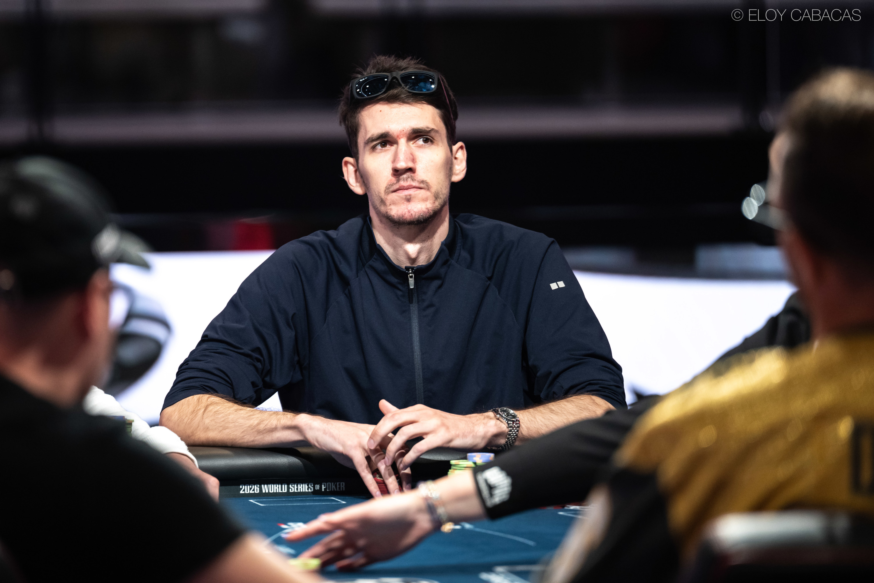 WSOP 슈퍼 하이 롤러에서 25만 달러 바이인을 날린 데얀 칼라주르제비치, 왜 그의 탈락이 주목받나?
