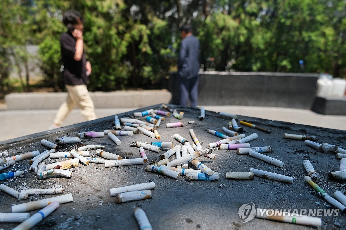 간접흡연, 카드뮴 축적 높인다…포커 게임 중 건강 주의