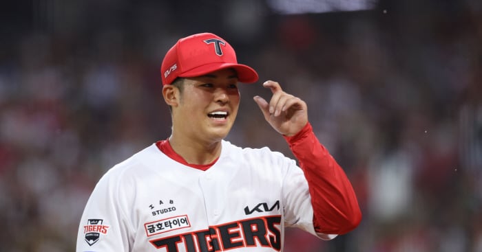 KIA 타이거즈 시라카와 호투, 선발진 변화 예고... 김태형 복귀 논의